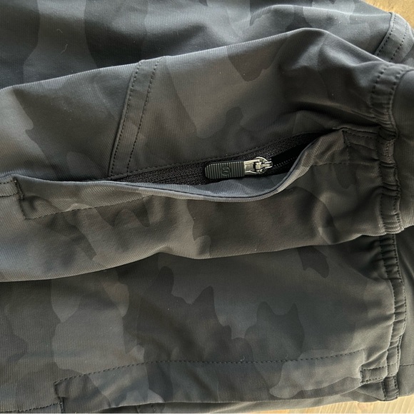 Lululemon grey joggers size 0 - Picture 5 of 8